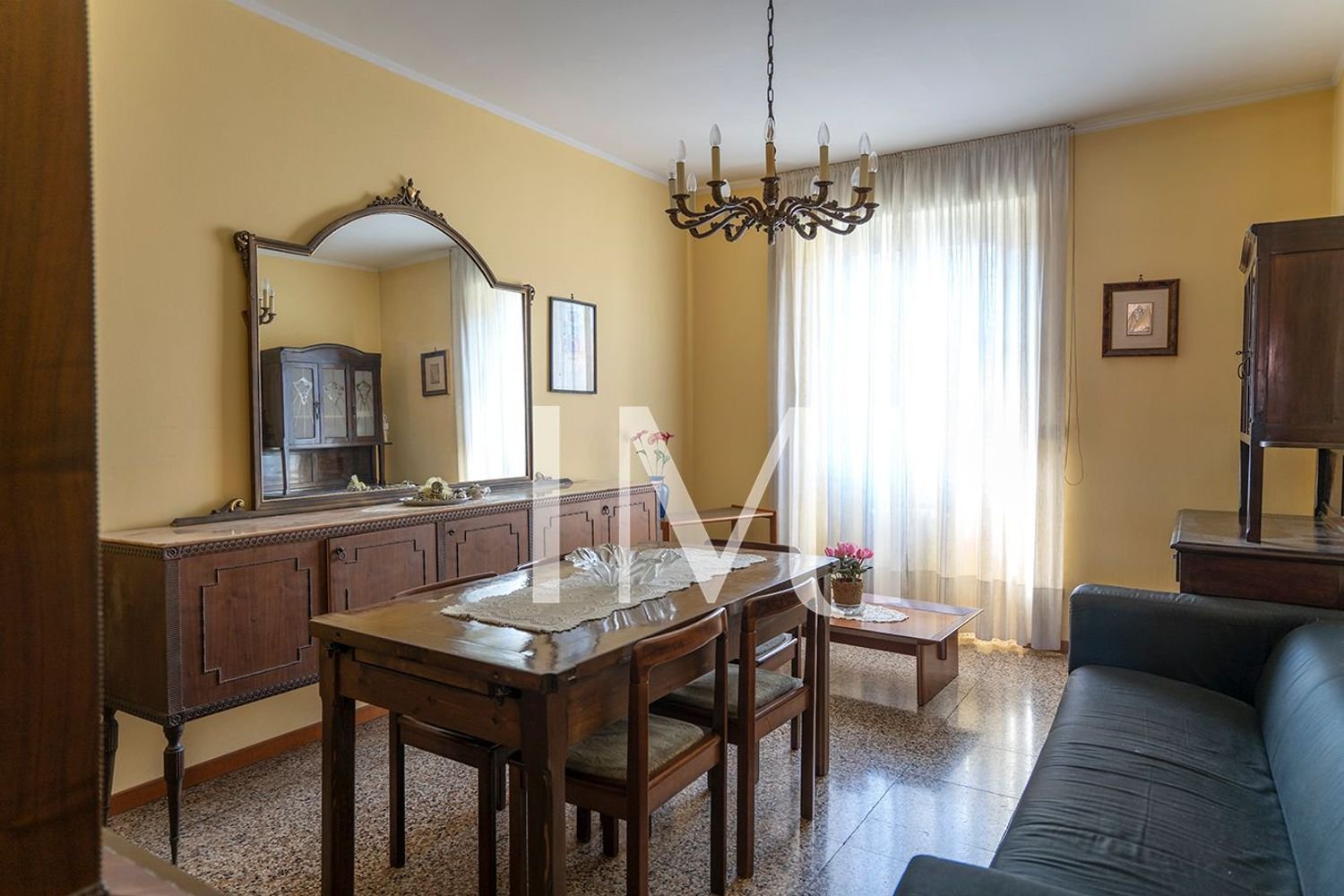 Apartamento de 4 dormitorios en Milan, Italy No. 364222