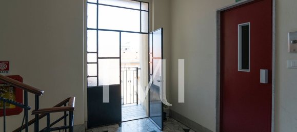 Apartamento de 4 dormitorios en Milan, Italy No. 364222 28