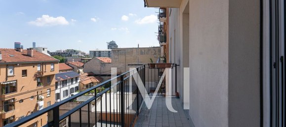 Apartamento de 4 dormitorios en Milan, Italy No. 364222 9