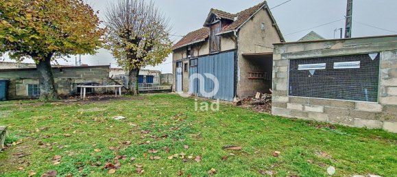 5 rooms House in Mehun-sur-Yevre, France No. 44651 3