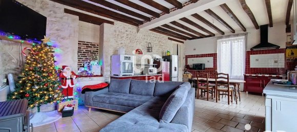 5 rooms House in Mehun-sur-Yevre, France No. 44651 4
