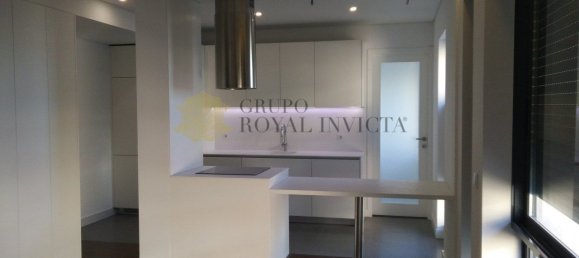 4 bedrooms Apartment in Porto, Portugal No. 78929 3