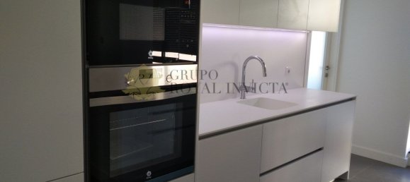 4 bedrooms Apartment in Porto, Portugal No. 78929 4