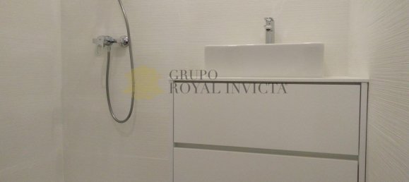 4 bedrooms Apartment in Porto, Portugal No. 78929 25