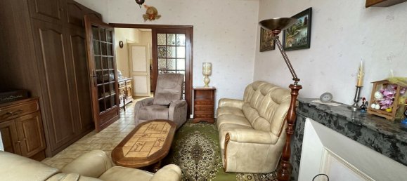 3 bedrooms House in Vierzon, France No. 63826 3