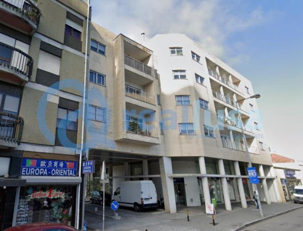 Magasin à Vila Nova de Gaia, Portugal 47m² No. 8255