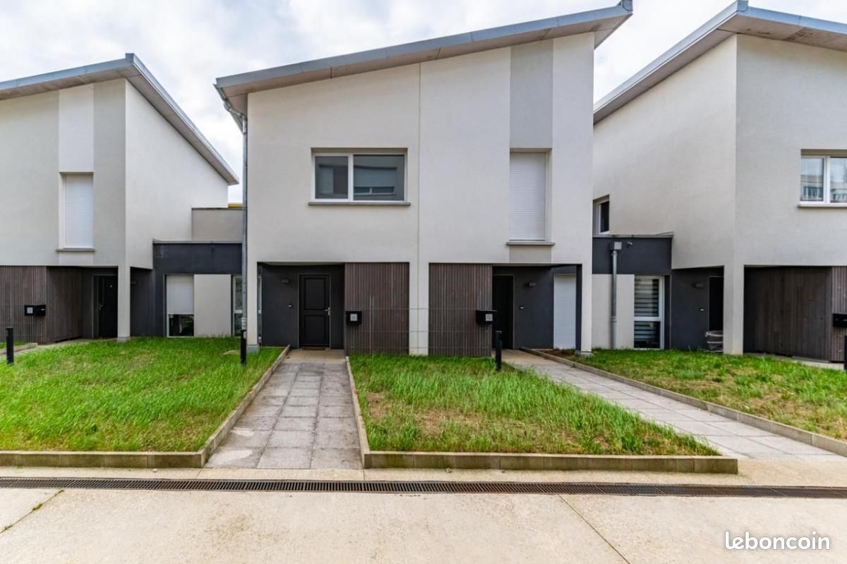 2 chambres Maison à Dijon, France No. 204257