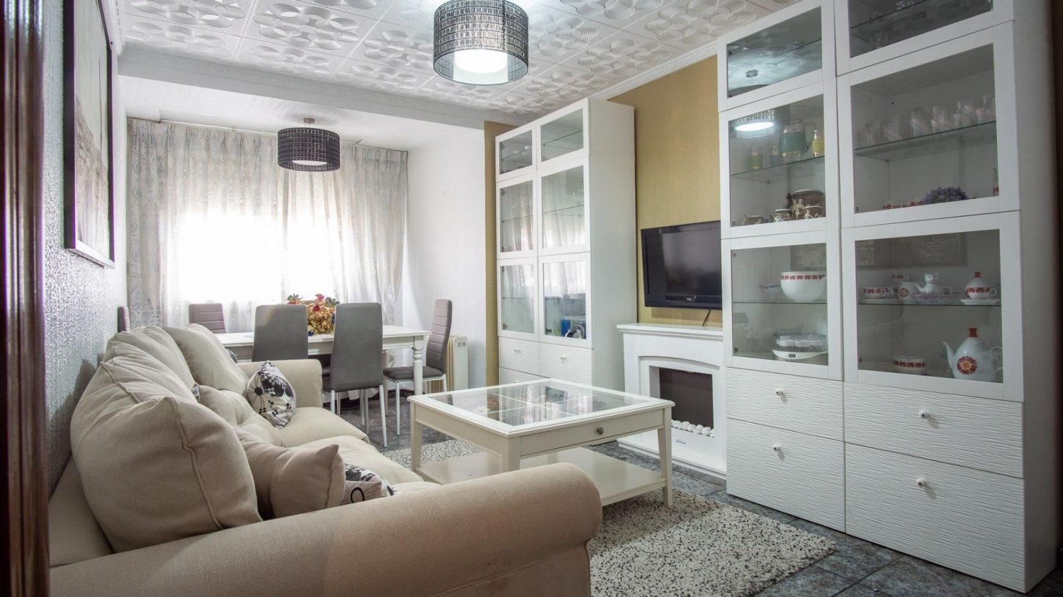 4 bedrooms Apartment in Elda, Spain No. 196392