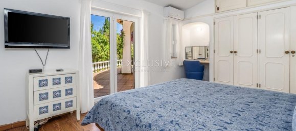 3 bedrooms Villa in Portimao, Portugal No. 7538 11