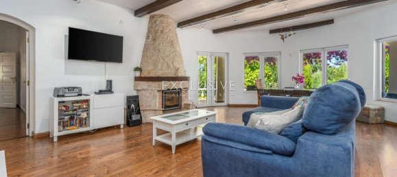 3 bedrooms Villa in Portimao, Portugal No. 7538 4