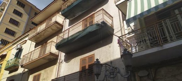 3 rooms House in Pagani, Italy No. 232049 10