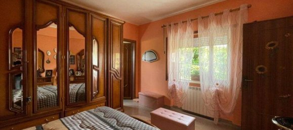 Moradia em banda T3 em Isola del Liri, Italy N.º 55793 8