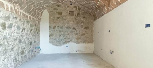 5 Schlafzimmer Haus in Santa Luce, Italy, Nr. 279671 10