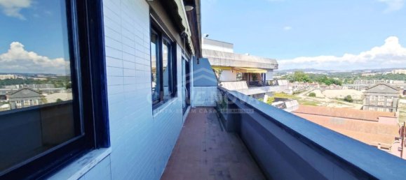 3 bedrooms Apartment in Porto, Portugal No. 37922 19