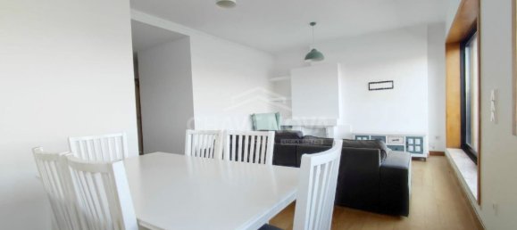 3 bedrooms Apartment in Porto, Portugal No. 37922 8