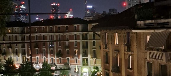 Ático de 3 habitaciónes en Milan, Italy No. 274971 2