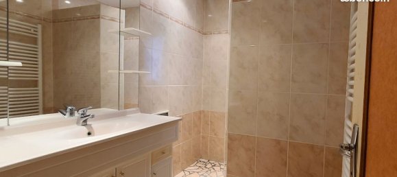 3 bedrooms House in Voue, France No. 41830 8