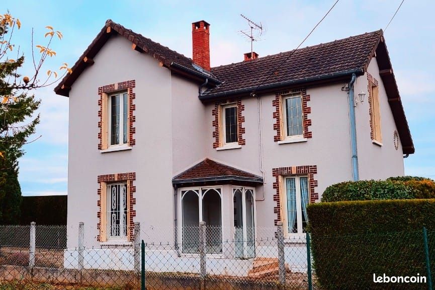 3 bedrooms House in Voue, France No. 41830