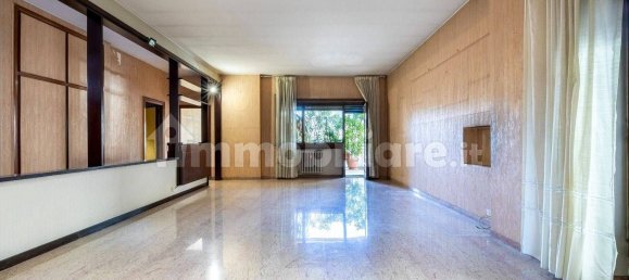 Квартира с 4 комнатами в Рим, Италия № 221166 65