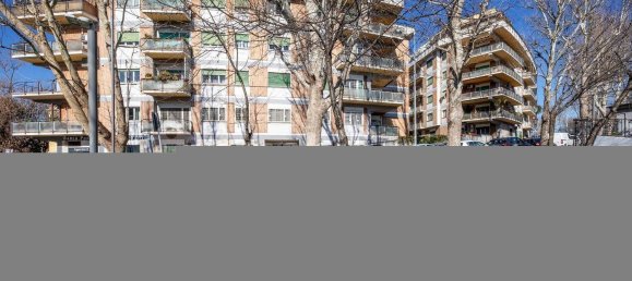 Квартира с 4 комнатами в Рим, Италия № 221166 72