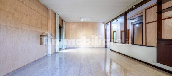 Квартира с 4 комнатами в Рим, Италия № 221166 55