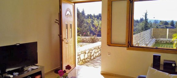 Propiedad comercial de 5 dormitorios en Chania, Greece No. 251 19