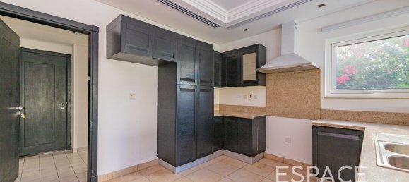 4 dormitorios villa en venta en Al Furjan, Dubai, UAE № 106037 11