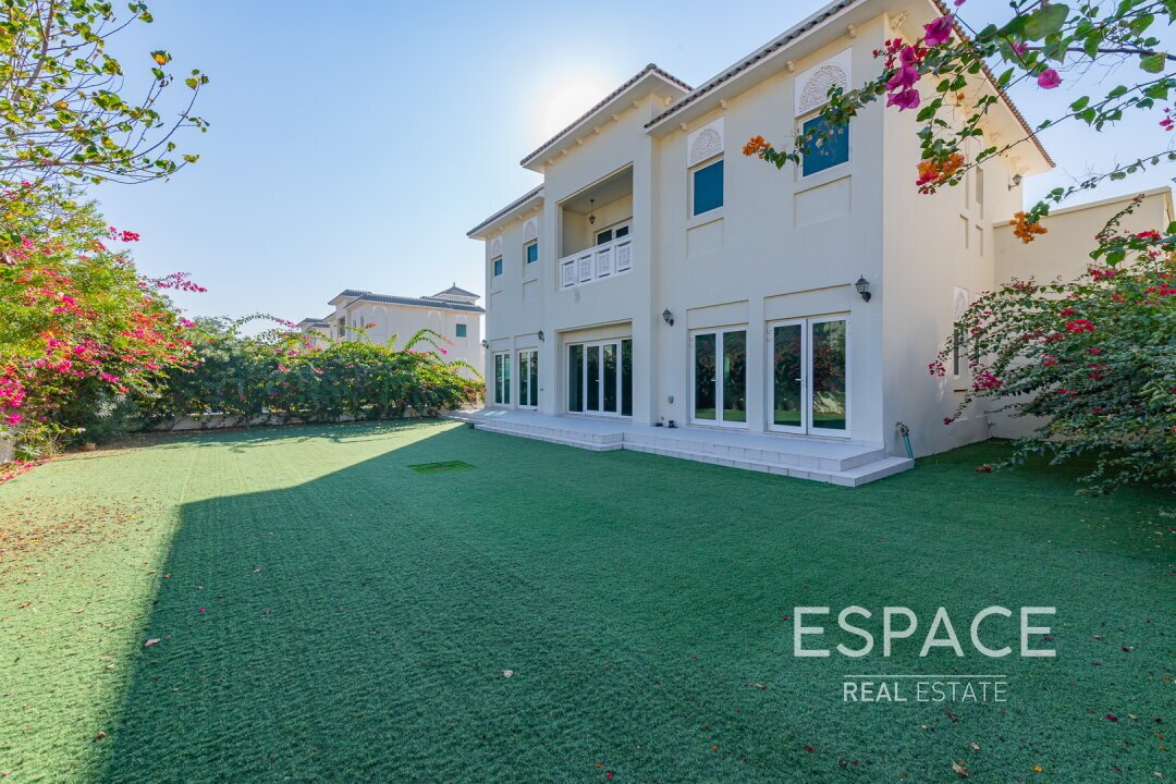 4 dormitorios villa en venta en Al Furjan, Dubai, UAE № 106037