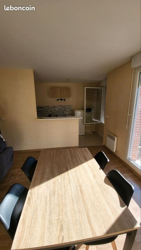 Apartamento de 2 habitaciónes en Poitiers, France No. 318850