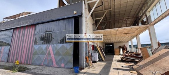 Entrepôt à Lonato del Garda, Italy 1400m² No. 279920 5