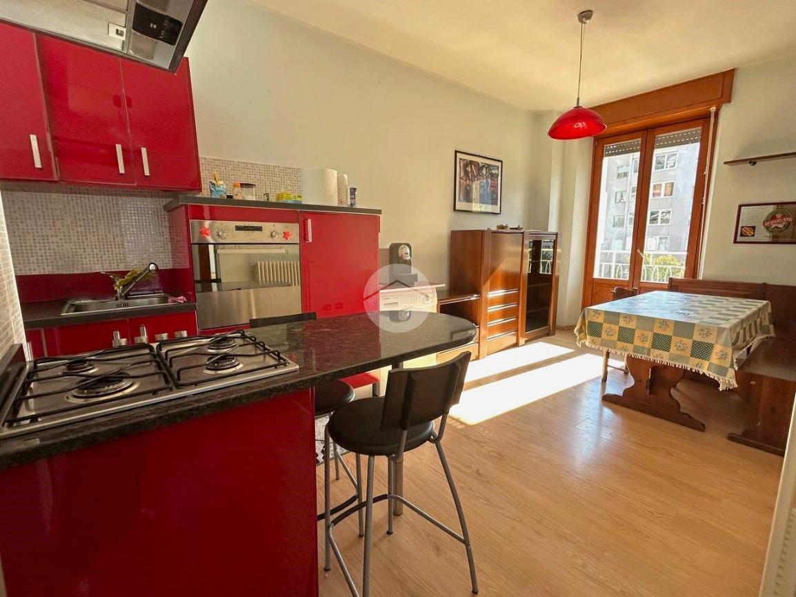 Квартира с 2 комнатами в Сондрио, Италия № 5697