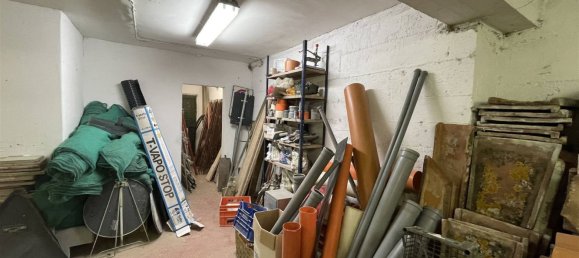 3 rooms Warehouse in Scandicci, Italy No. 158774 2