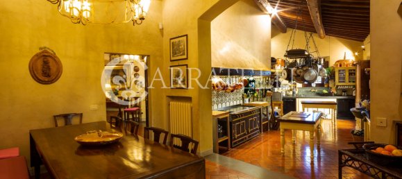 9 bedrooms Villa in Sesto Fiorentino, Italy No. 79710 17