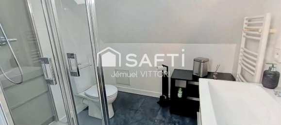 3 bedrooms House in Mayenne, France No. 304411 18