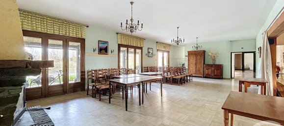 904m² Hotel in Chasnais, France No. 103133 14