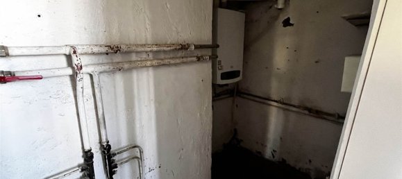 5 rooms House in Cavriglia, Italy No. 51090 7