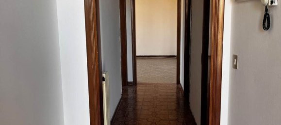 5 rooms House in Cavriglia, Italy No. 51090 11