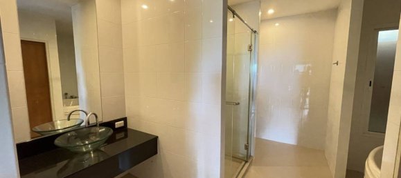 Condominio de 1 dormitorio en Hua Hin, Thailand No. 24150 4