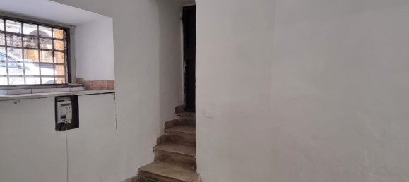 209m² Commercial property in Rome, Italy No. 315491 30