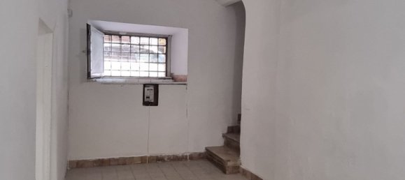 209m² Commercial property in Rome, Italy No. 315491 29