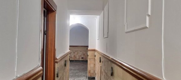 209m² Commercial property in Rome, Italy No. 315491 21