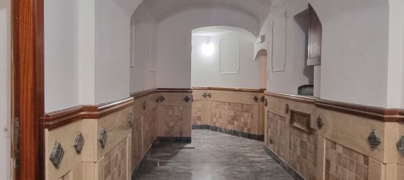 209m² Commercial property in Rome, Italy No. 315491 20