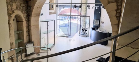 2غرفة عقار تجاري في Melilli, Italy رقم 55142 16