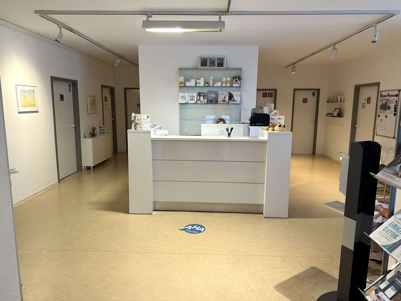 4 bedrooms Apartment in Hanover, Germany No. 211299