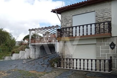 7 bedrooms House in Oliveira de Azemeis, Portugal No. 91901