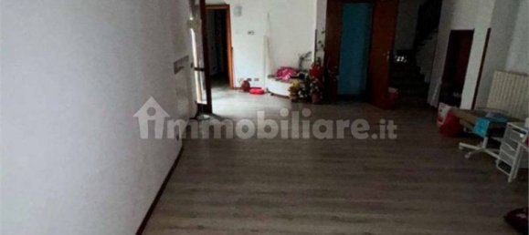 2 bedrooms Apartment in Guanzate, Italy No. 280649 5