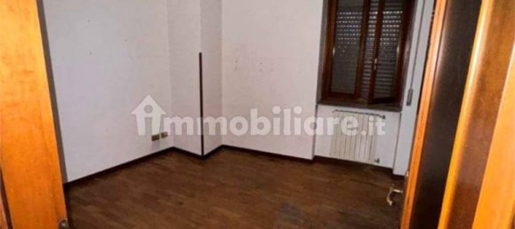 2 bedrooms Apartment in Guanzate, Italy No. 280649 8