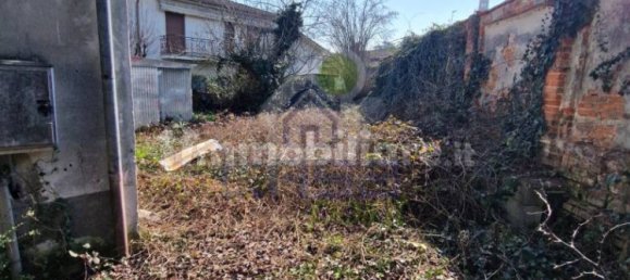 1 room Commercial property in Cremona, Italy No. 207355 10