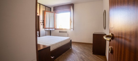 4 bedrooms Apartment in Calderara di Reno, Italy No. 330613 17