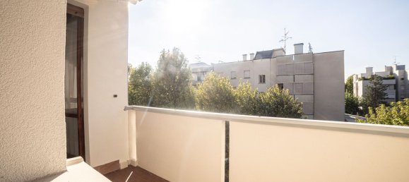 4 bedrooms Apartment in Calderara di Reno, Italy No. 330613 14